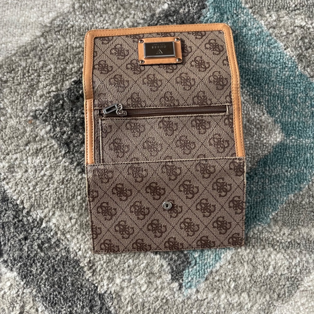 Wallet - Picture 3 of 3